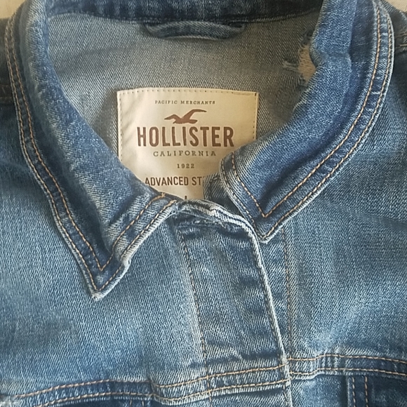 Hollister jean jacket size L - Picture 2 of 3
